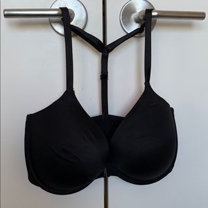 VS Pink wear everywhere push-up bra 32DDD